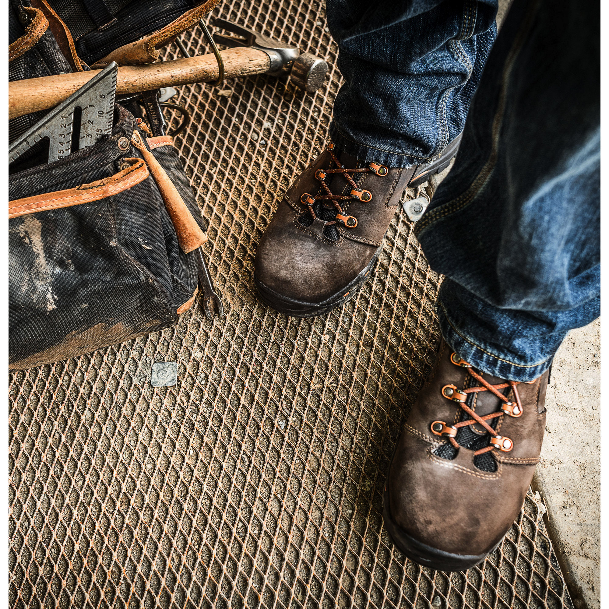 Danner Men's Vicious 4-1/2 Inch Work Boots with Composite Toe (Brown/Orange) from Columbia Safety