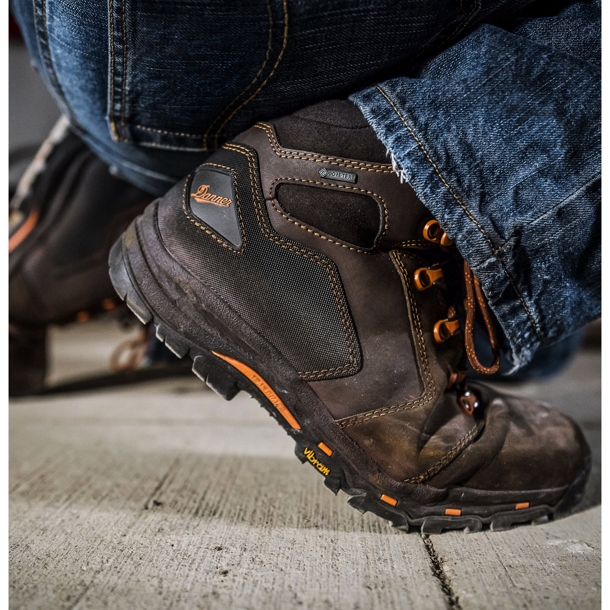 Danner Men's Vicious 4-1/2 Inch Work Boots with Composite Toe (Brown/Orange) from Columbia Safety